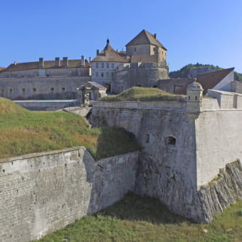Découverte du Château de Joux - LA CLUSE-ET-MIJOUX